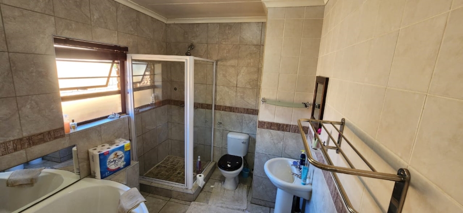 3 Bedroom Property for Sale in Hillcrest Northern Cape